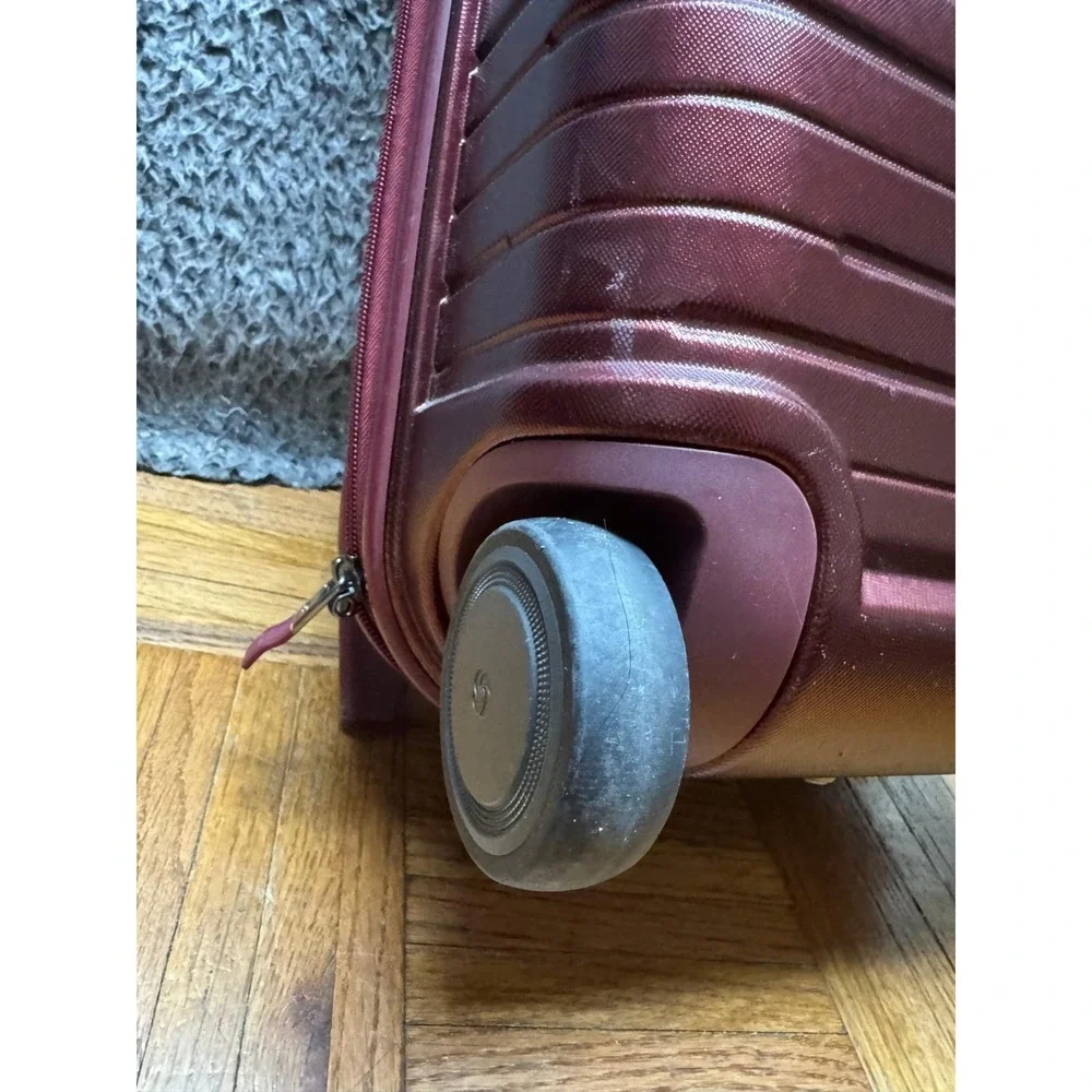 Samsonite Silhouette 16‎ Hardside Spinner Under-Seat Wheeled Luggage Burgundy